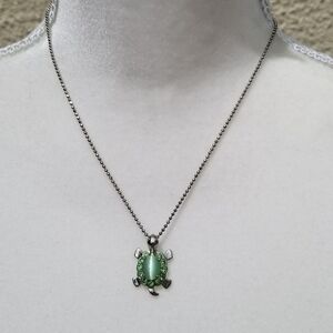 green cat's eye rhinestone turtle necklace